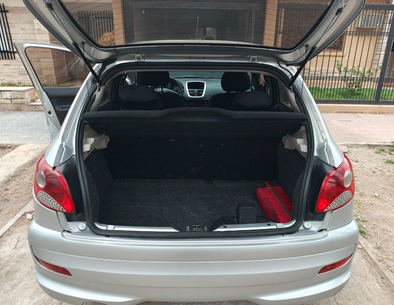 Peugeot 207 Usado en Mendoza, deRuedas