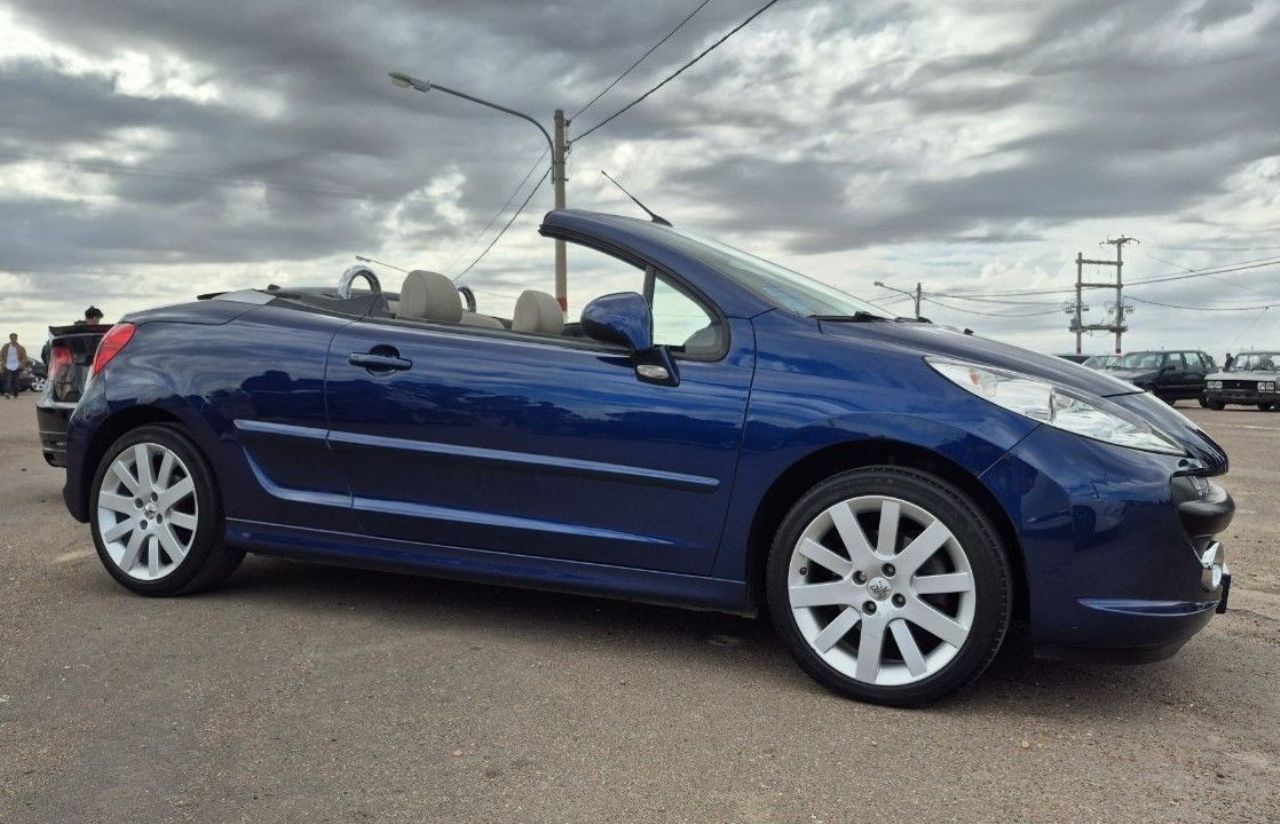 Peugeot 207 CC Usado en Mendoza, deRuedas