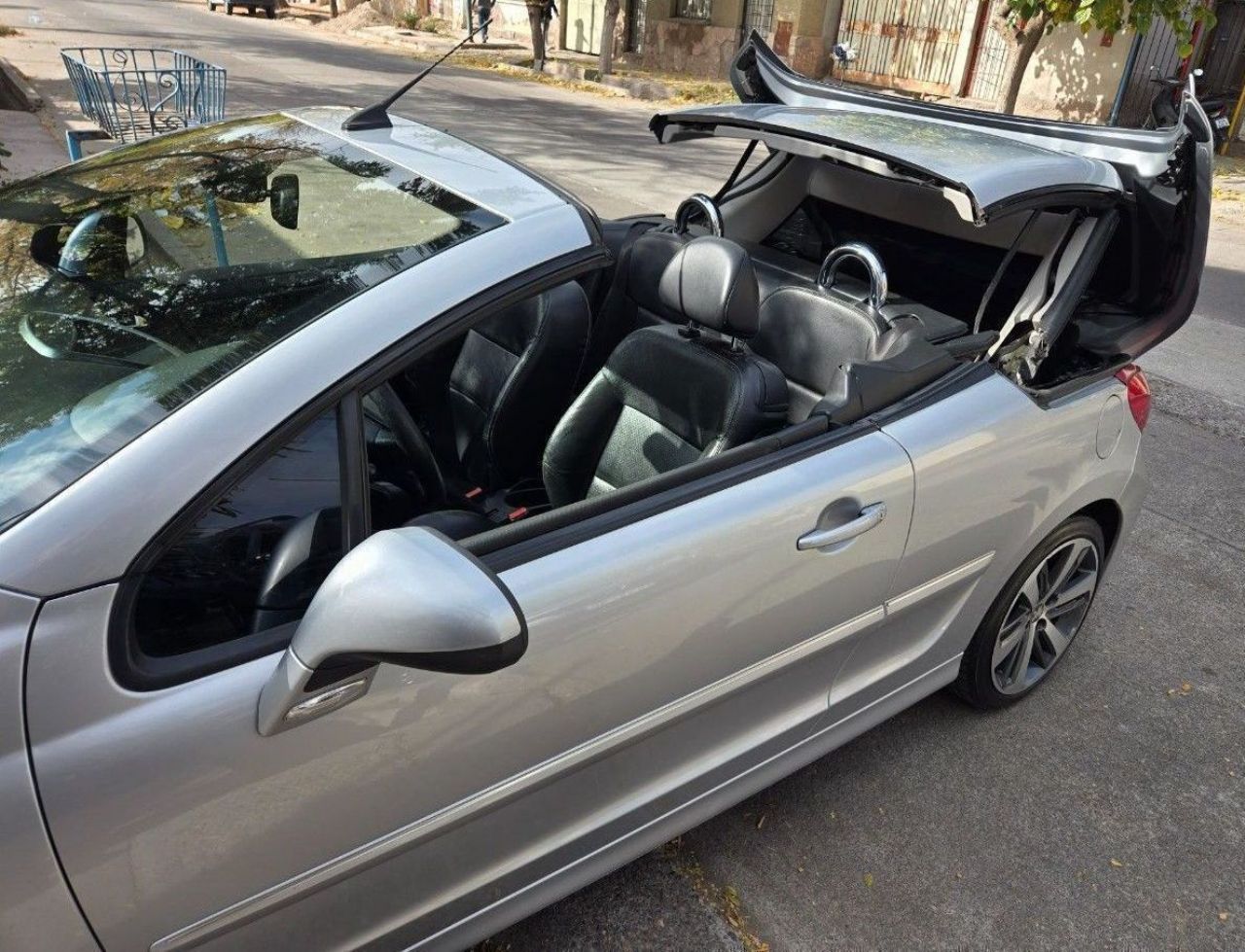 Peugeot 207 CC Usado en Mendoza, deRuedas