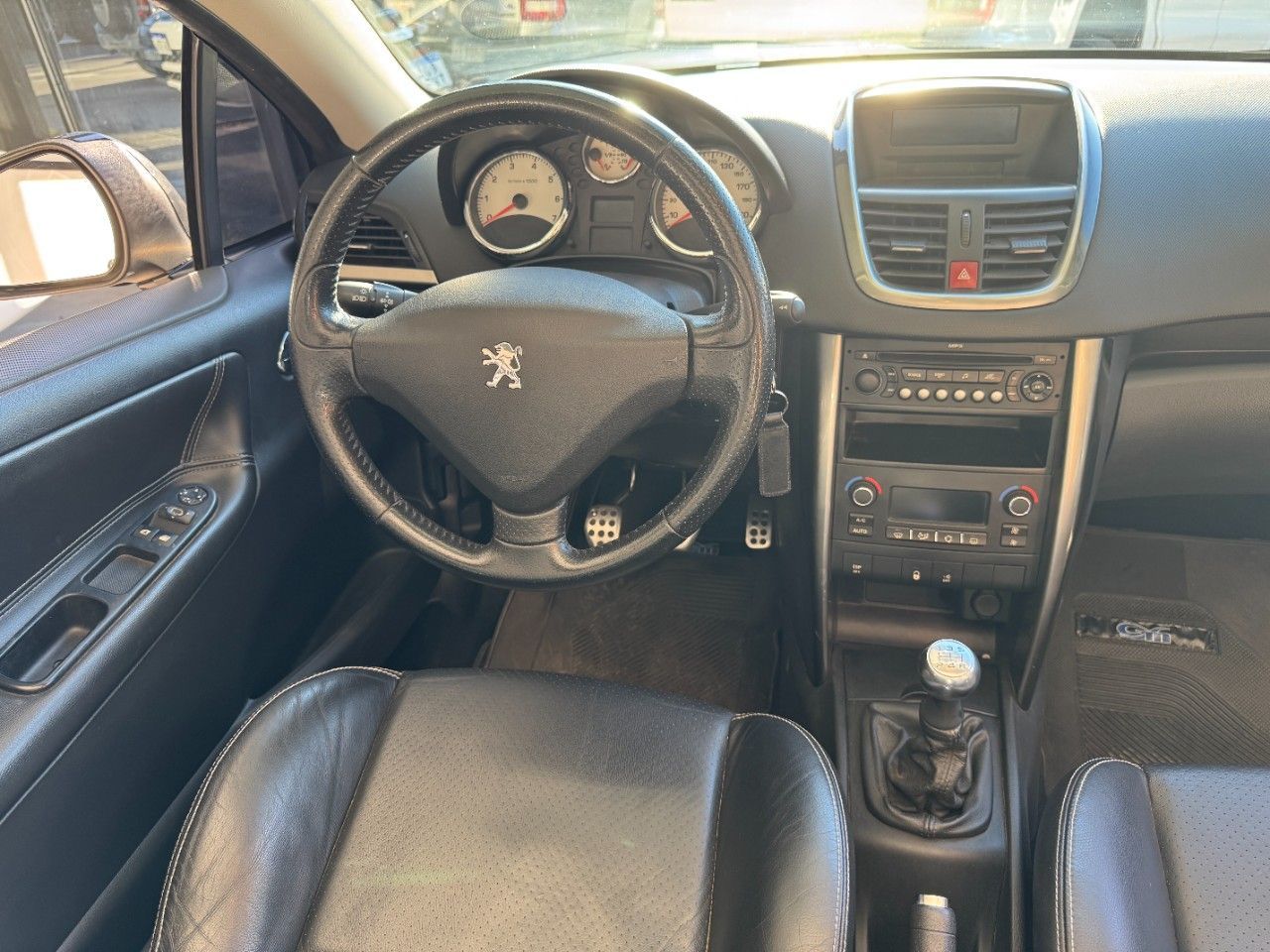 Peugeot 207 CC Usado en Mendoza, deRuedas