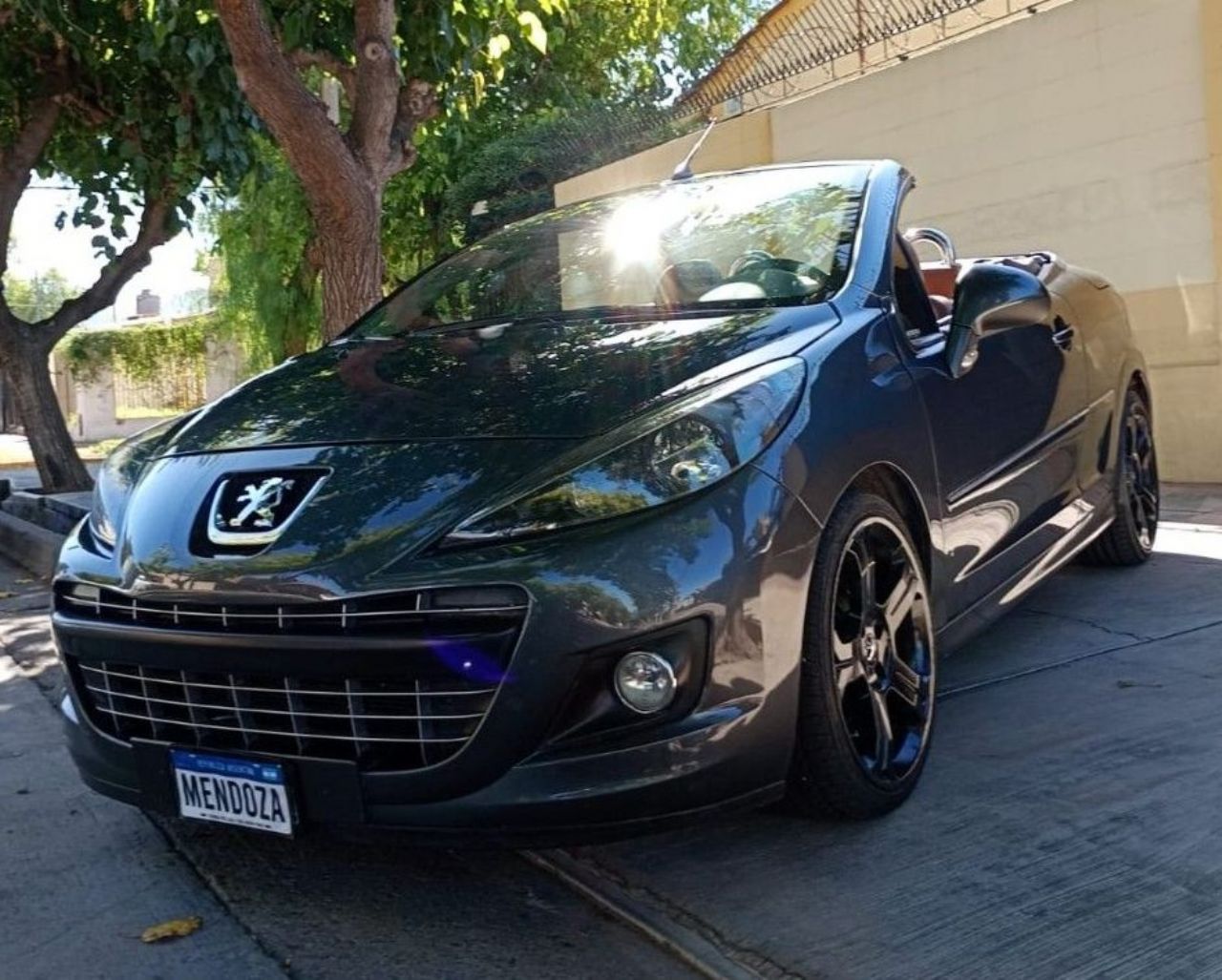 Peugeot 207 CC Usado en Mendoza, deRuedas