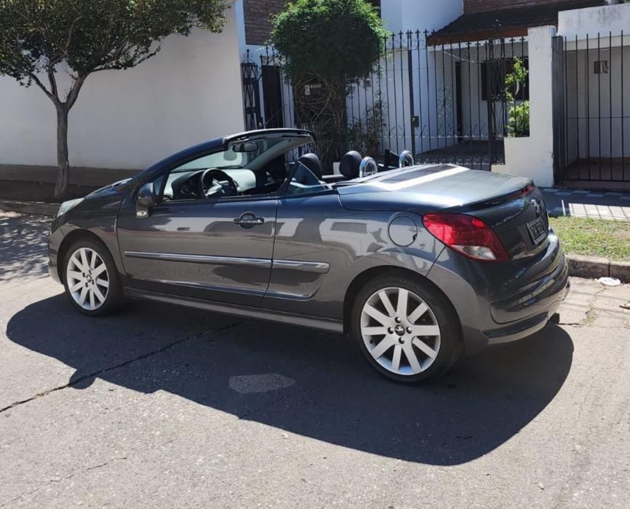 Peugeot 207 CC Usado en Córdoba, deRuedas