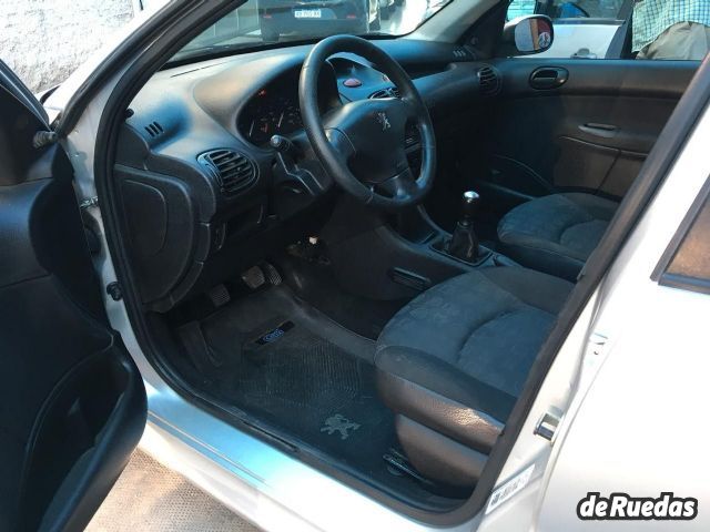 Peugeot 208 Usado en Mendoza, deRuedas
