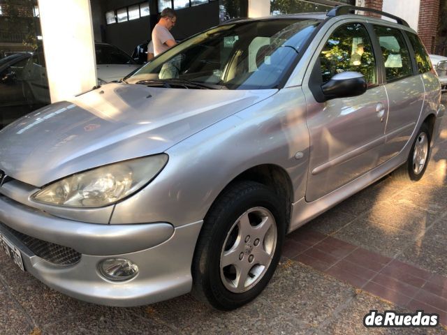 Peugeot 208 Usado en Mendoza, deRuedas