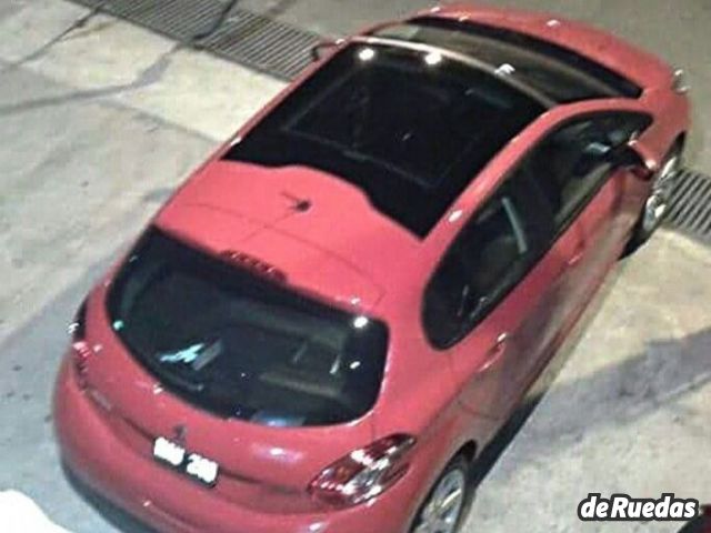 Peugeot 208 Usado en Mendoza, deRuedas