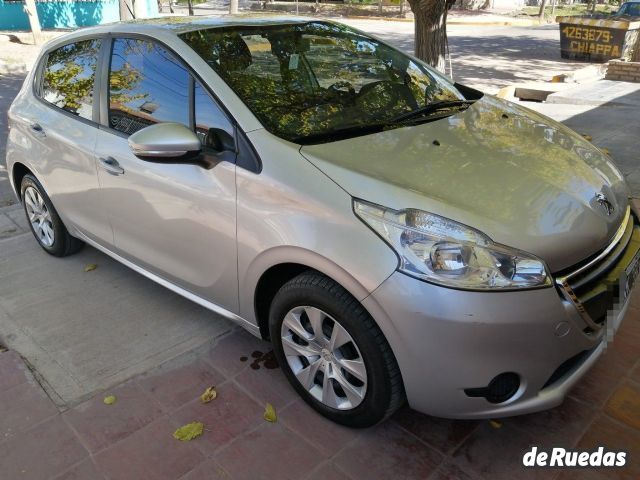 Peugeot 208 Usado en Mendoza, deRuedas