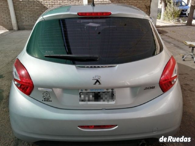 Peugeot 208 Usado en Mendoza, deRuedas