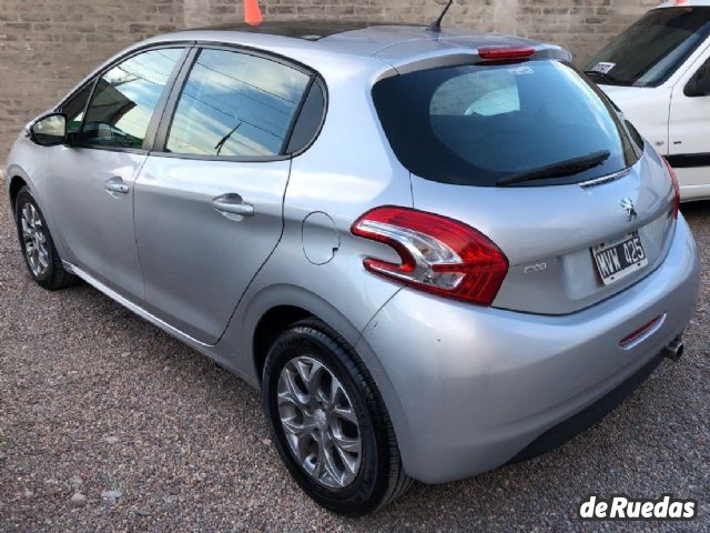 Peugeot 208 Usado en Mendoza, deRuedas