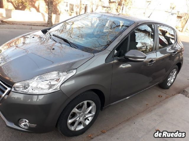 Peugeot 208 Usado en Mendoza, deRuedas