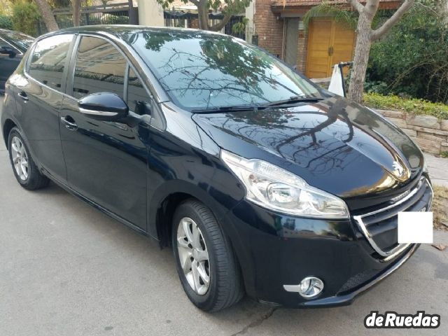 Peugeot 208 Usado en Mendoza, deRuedas