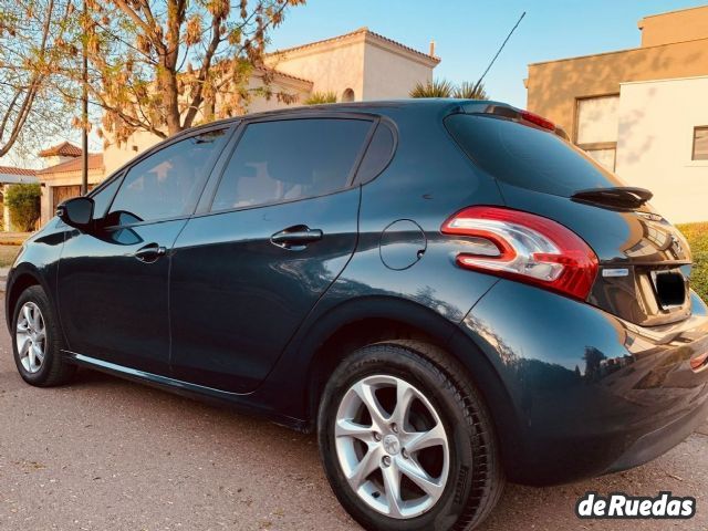 Peugeot 208 Usado en Mendoza, deRuedas