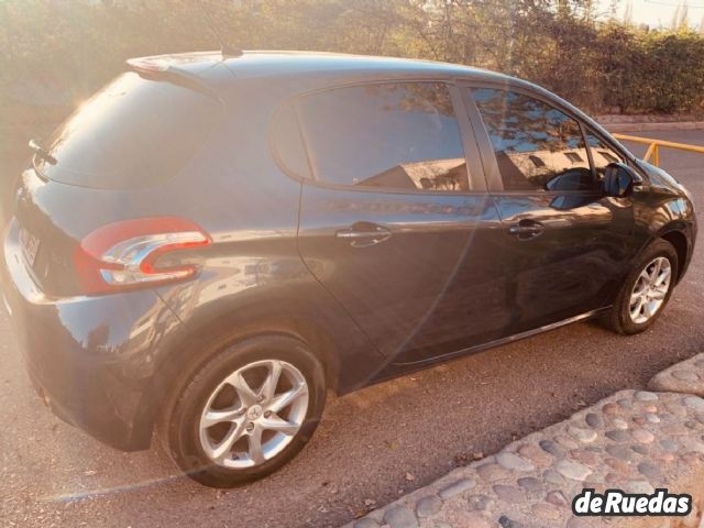 Peugeot 208 Usado en Mendoza, deRuedas