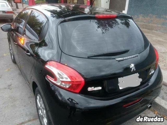 Peugeot 208 Usado en Mendoza, deRuedas