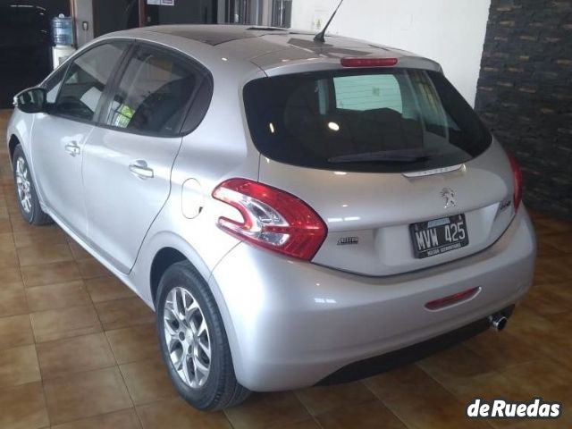 Peugeot 208 Usado en Mendoza, deRuedas