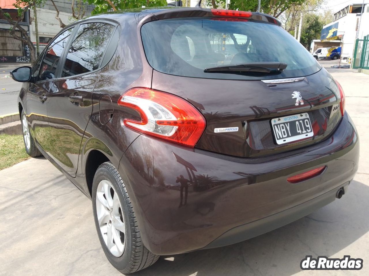 Peugeot 208 Usado en Mendoza, deRuedas