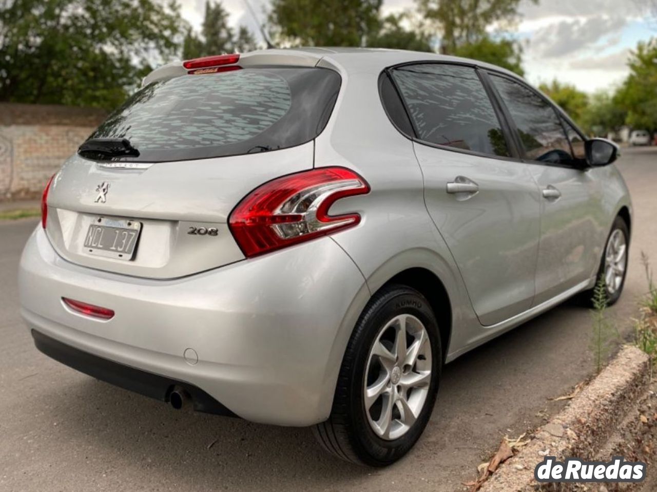 Peugeot 208 Usado en Mendoza, deRuedas
