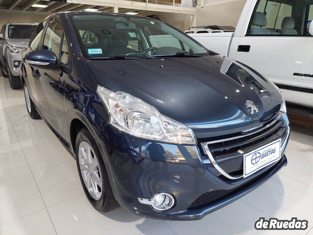 Peugeot 208 Usado en Mendoza, deRuedas