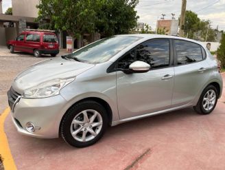 Peugeot 208 Usado en Mendoza Financiado
