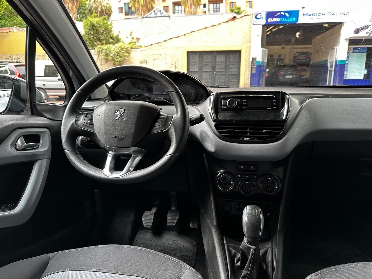 Peugeot 208 Usado en Mendoza, deRuedas