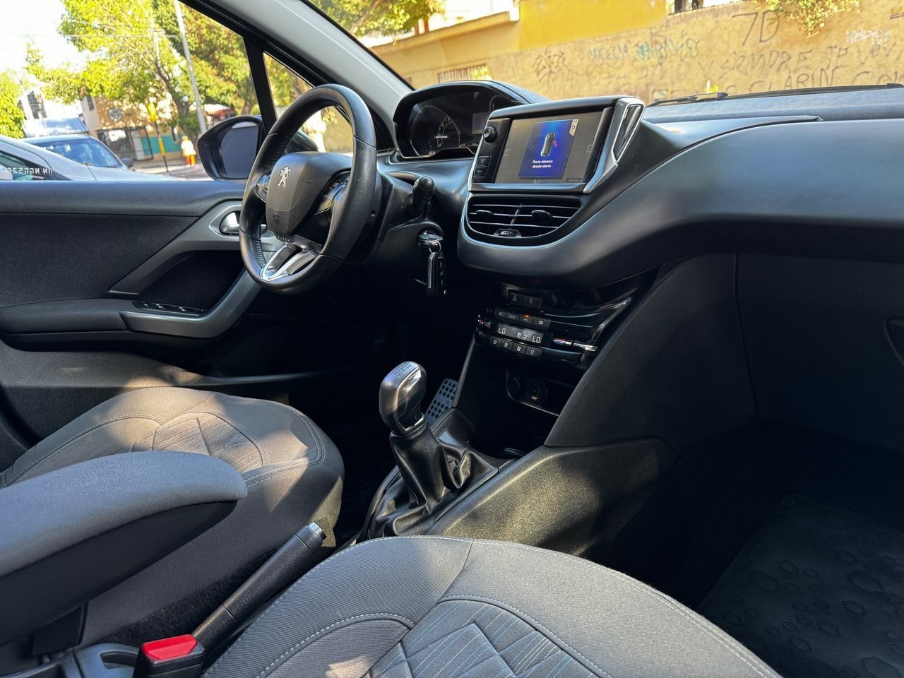 Peugeot 208 Usado en Mendoza, deRuedas
