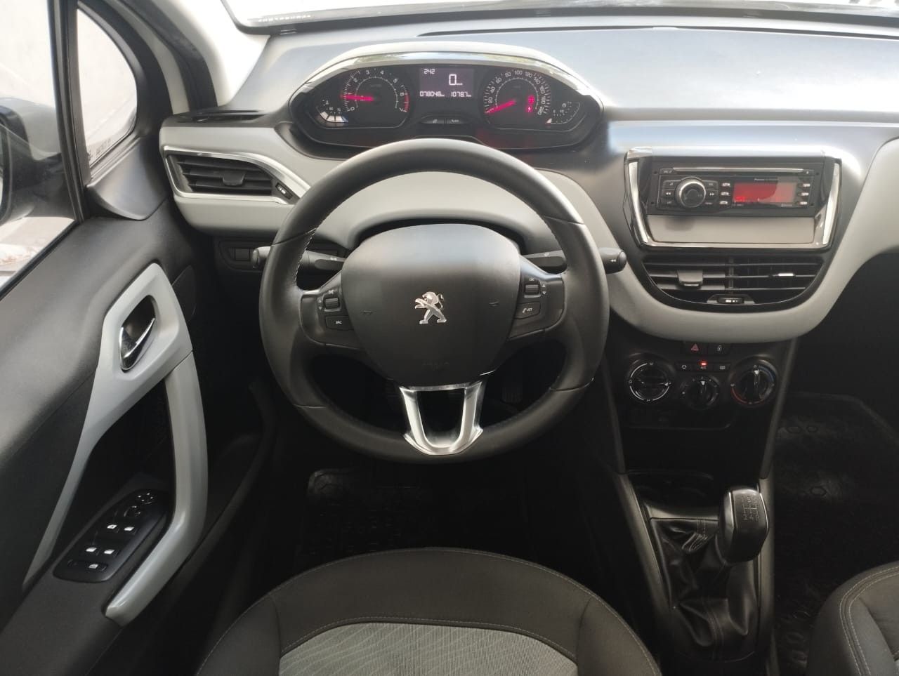 Peugeot 208 Usado en Mendoza, deRuedas