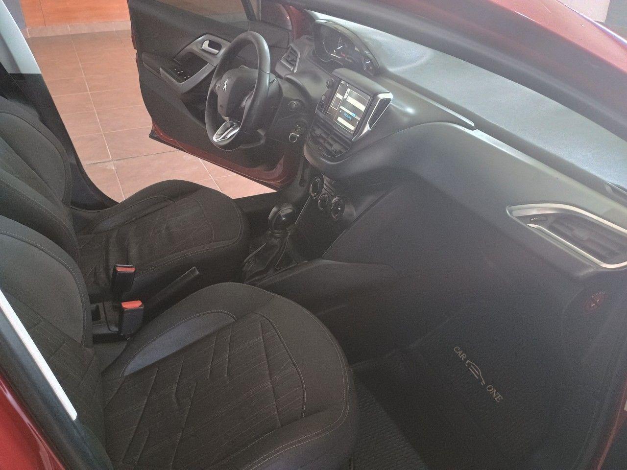Peugeot 208 Usado en Mendoza, deRuedas