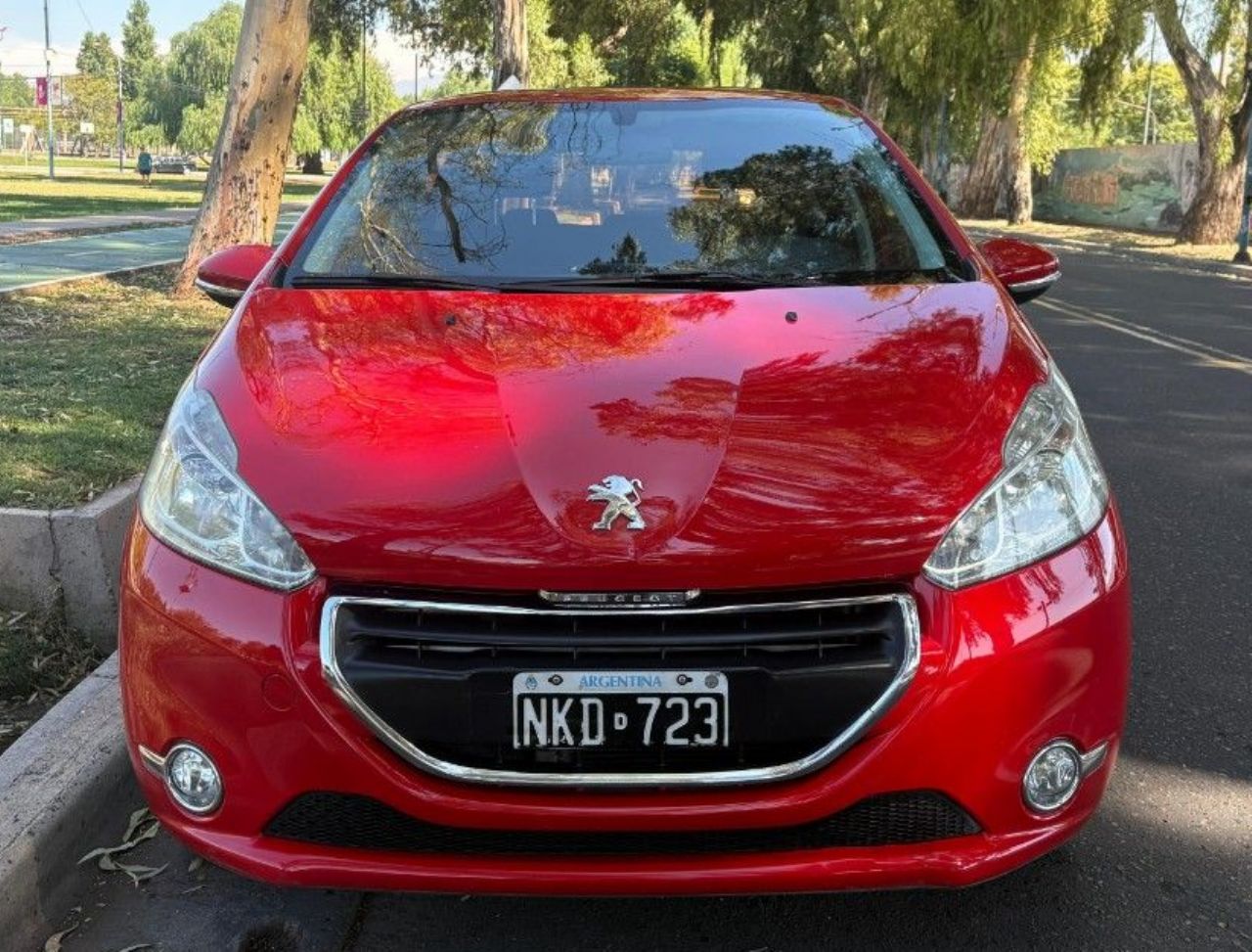 Peugeot 208 Usado Financiado en Mendoza, deRuedas