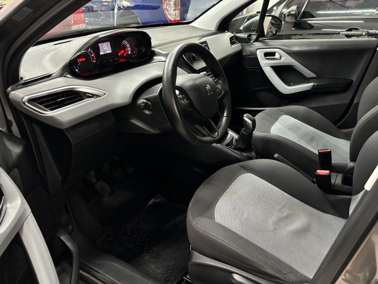 Peugeot 208 Usado en Mendoza, deRuedas