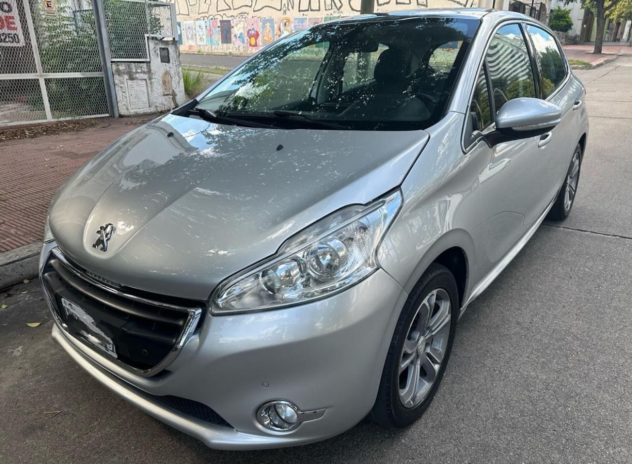 Peugeot 208 Usado Financiado en Córdoba, deRuedas