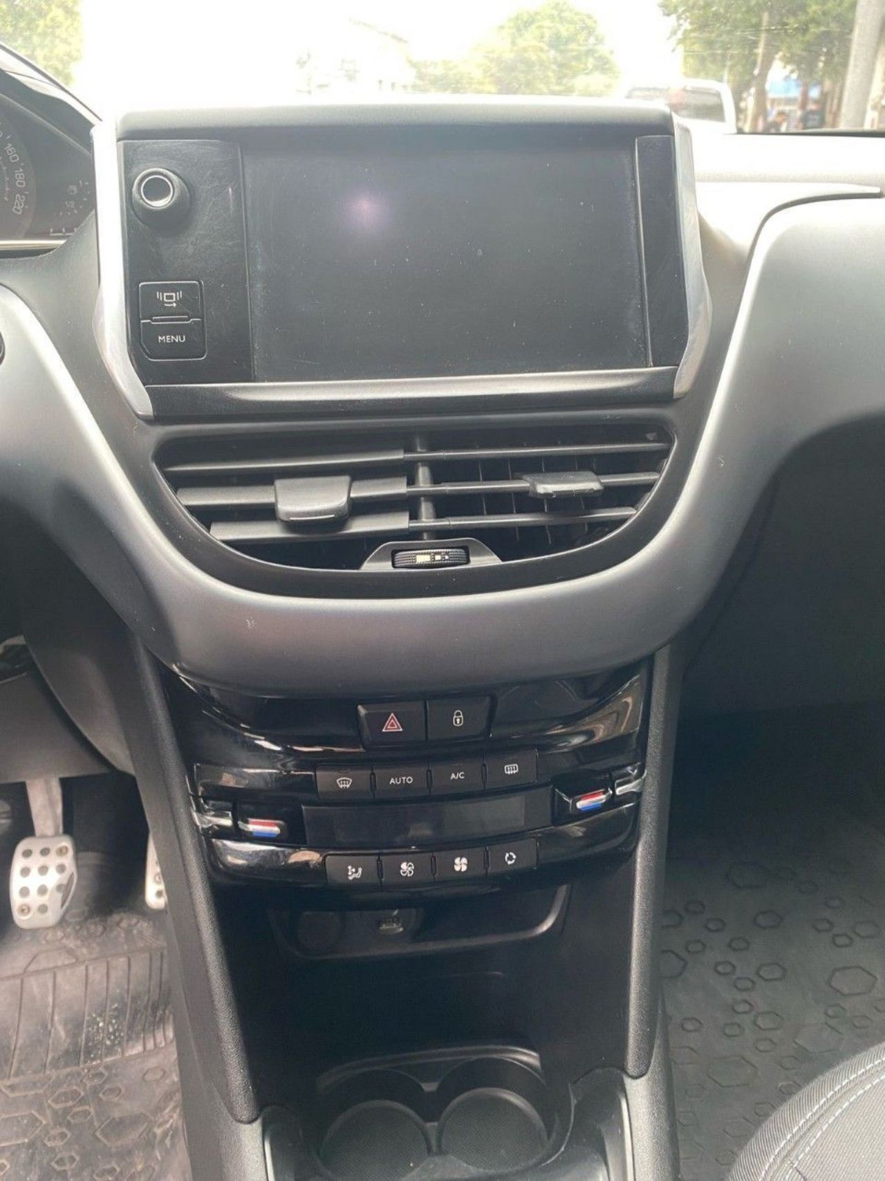 Peugeot 208 Usado Financiado en Córdoba, deRuedas