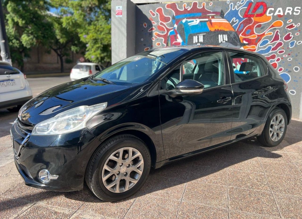 Peugeot 208 Usado Financiado en Mendoza, deRuedas