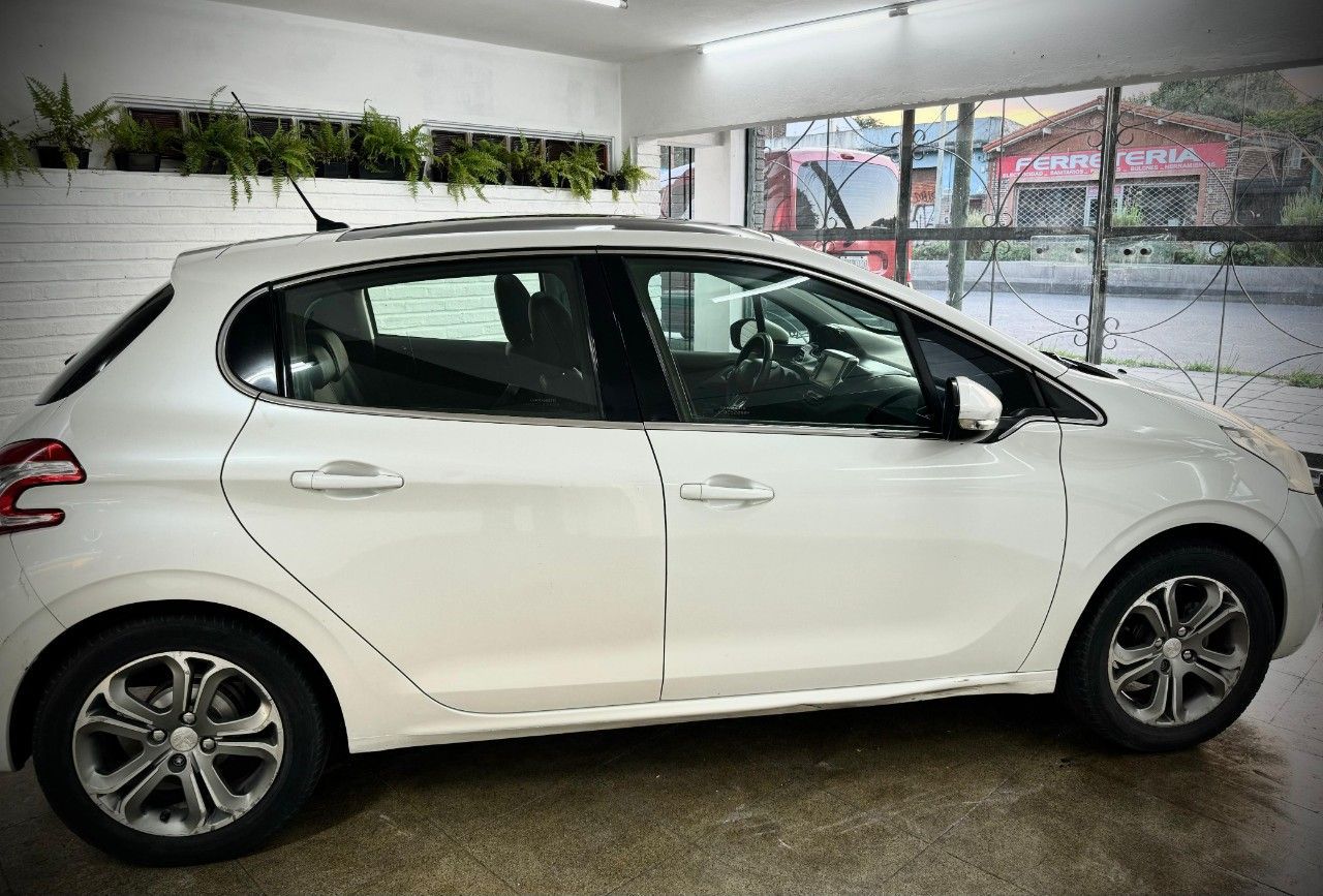 Peugeot 208 Usado Financiado en Buenos Aires, deRuedas