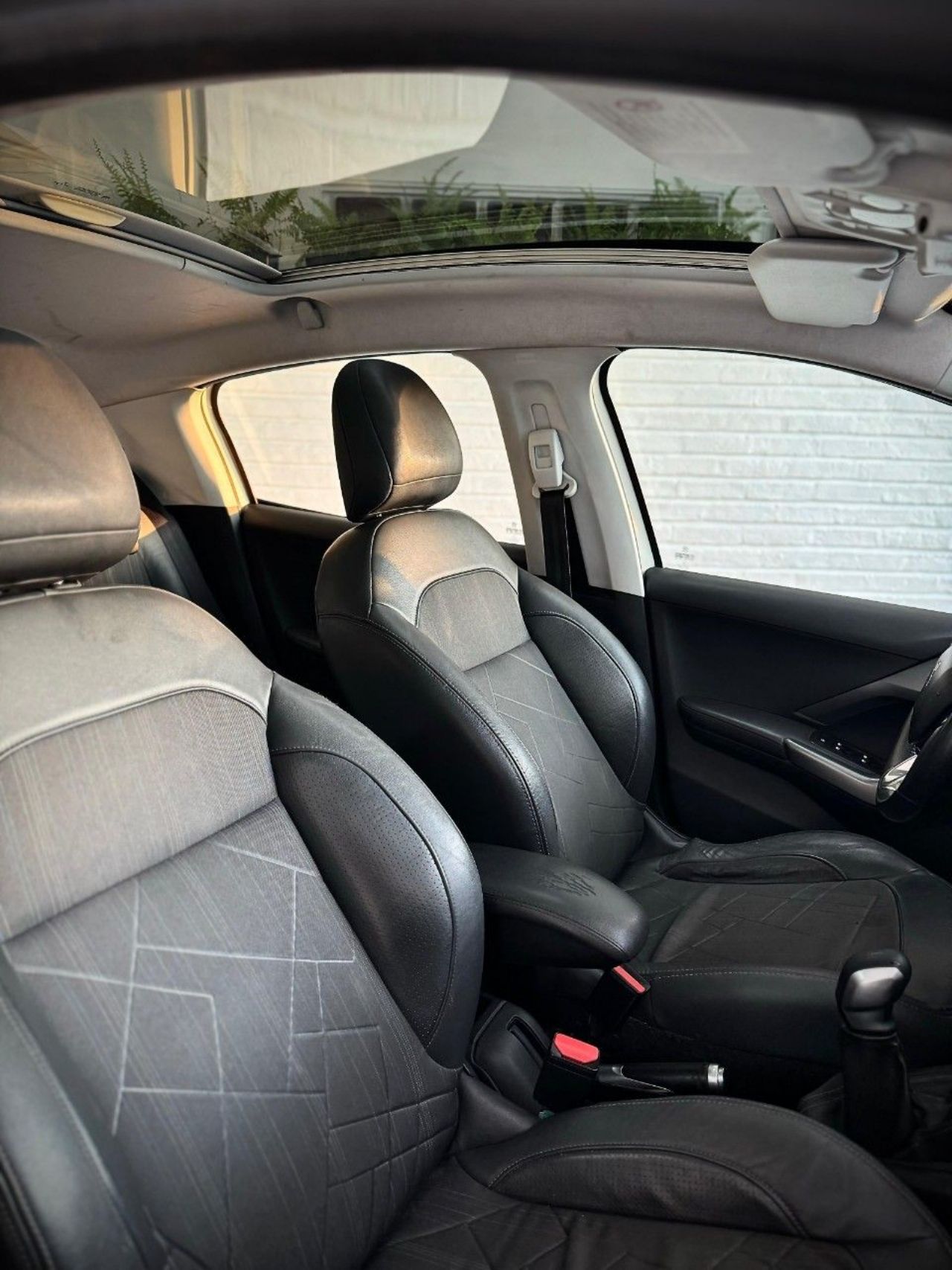 Peugeot 208 Usado Financiado en Buenos Aires, deRuedas