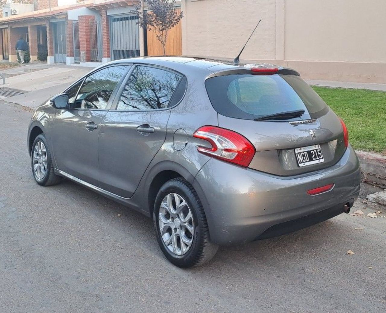 Peugeot 208 Usado en Mendoza, deRuedas