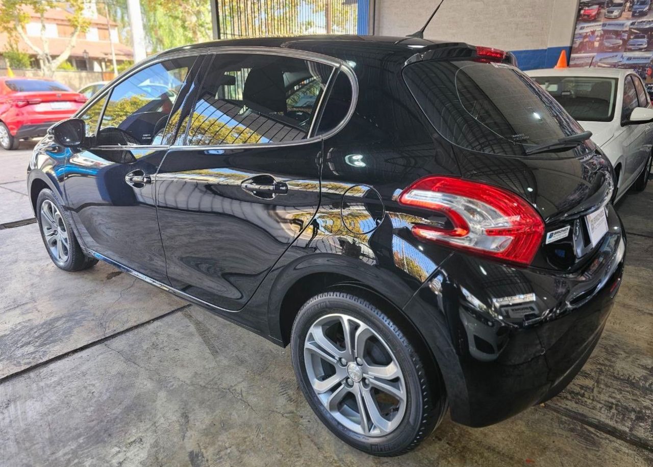 Peugeot 208 Usado en Mendoza, deRuedas