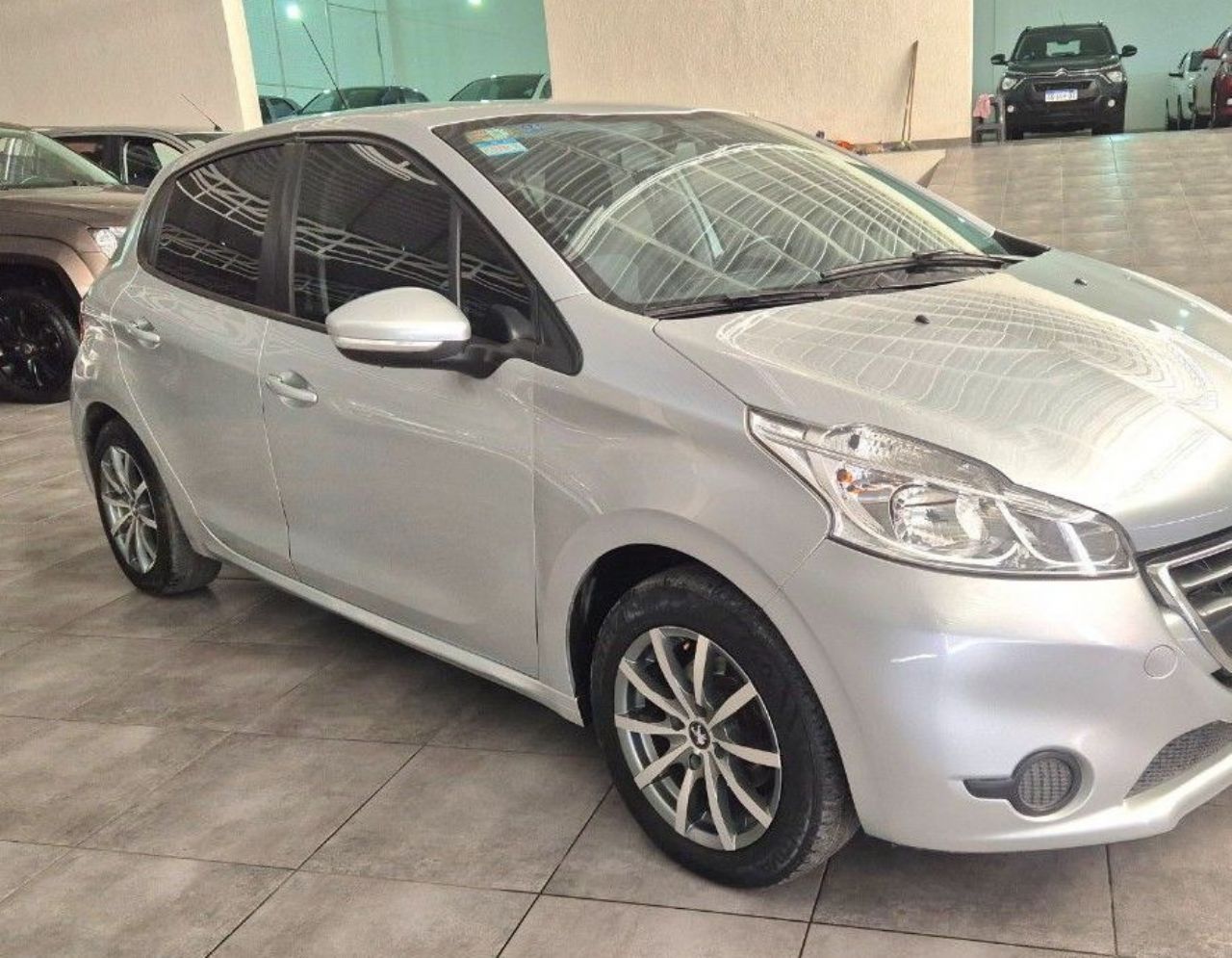 Peugeot 208 Usado Financiado en Mendoza, deRuedas