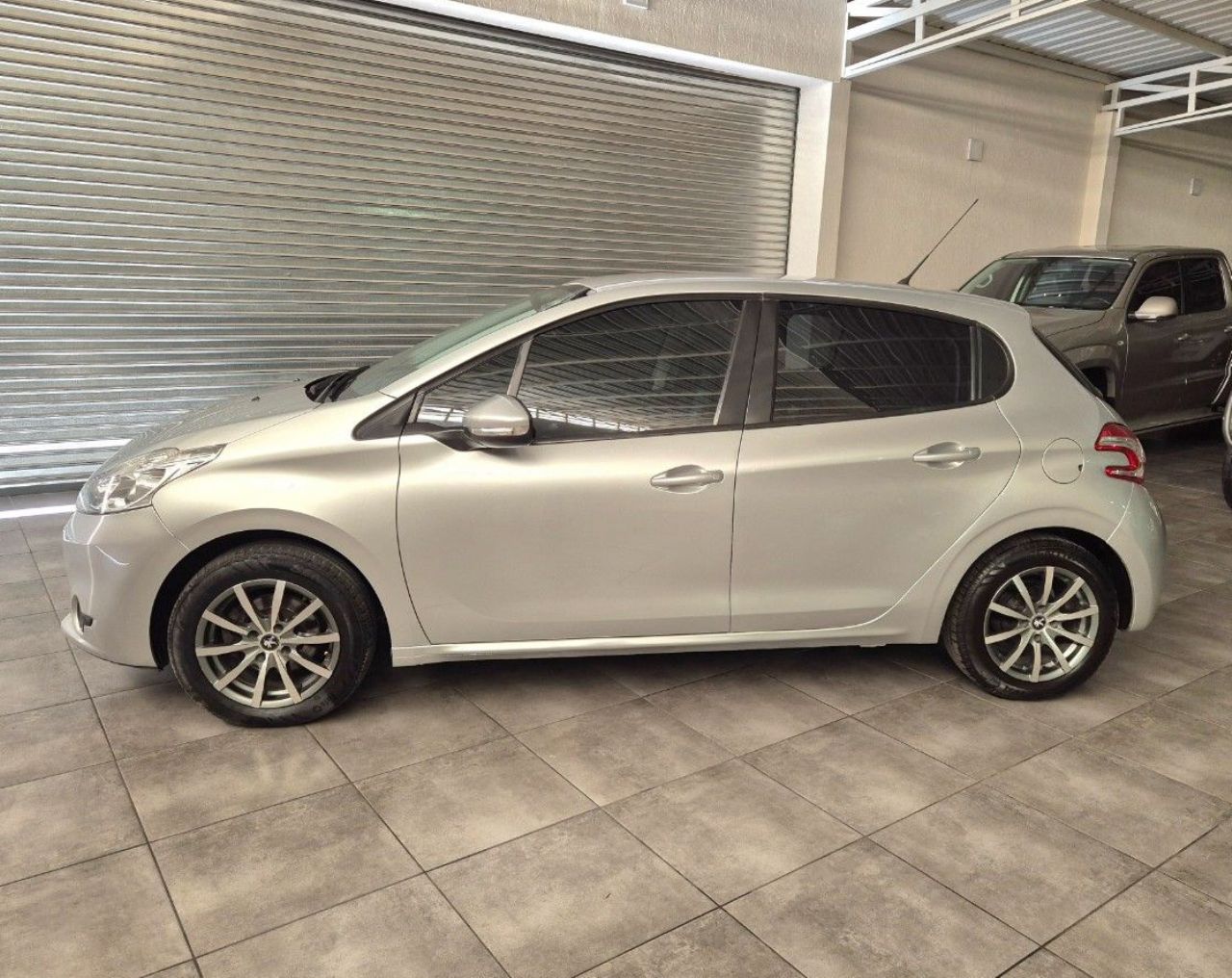 Peugeot 208 Usado Financiado en Mendoza, deRuedas