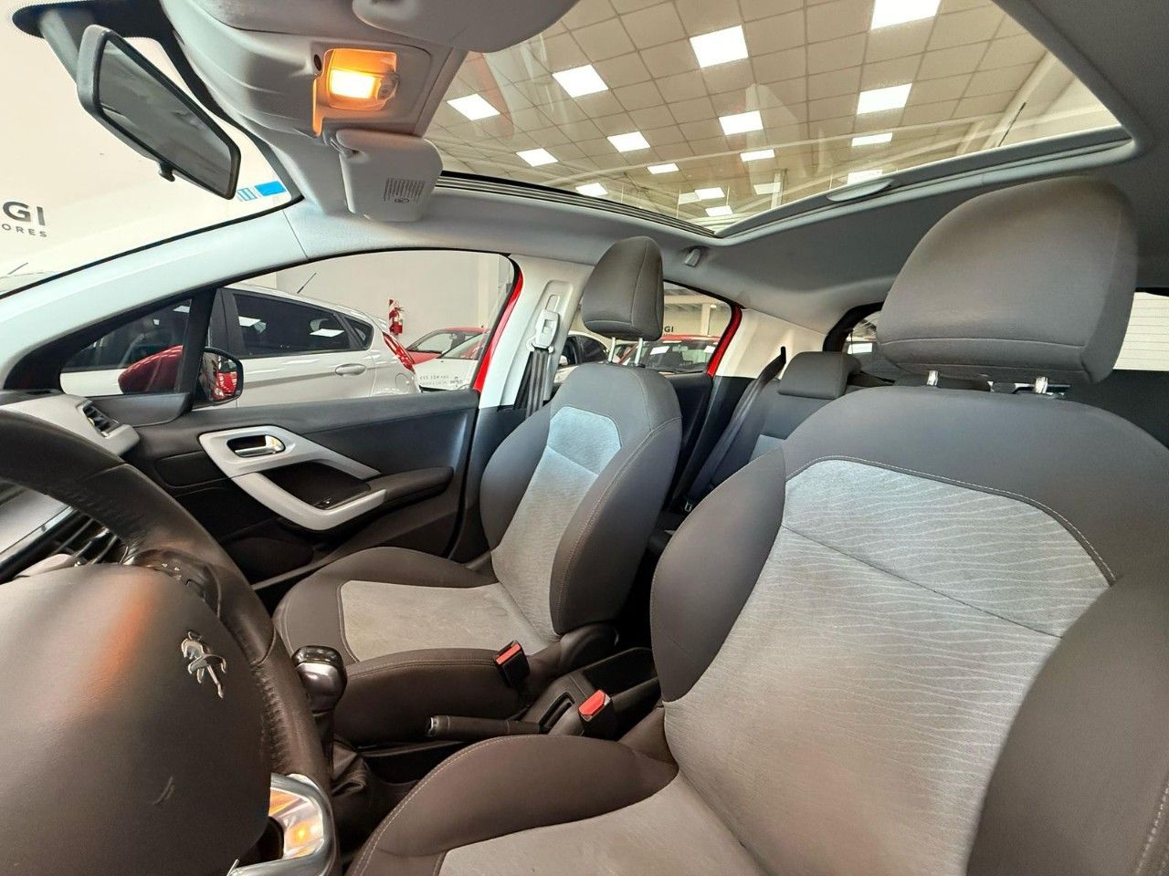 Peugeot 208 Usado Financiado en Córdoba, deRuedas