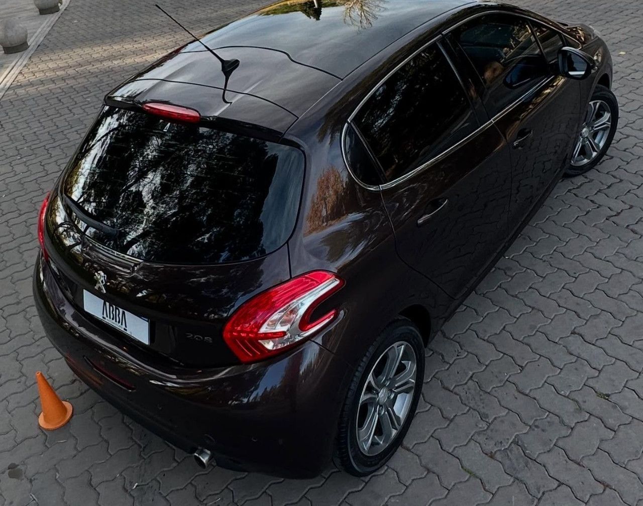 Peugeot 208 Usado Financiado en Mendoza, deRuedas