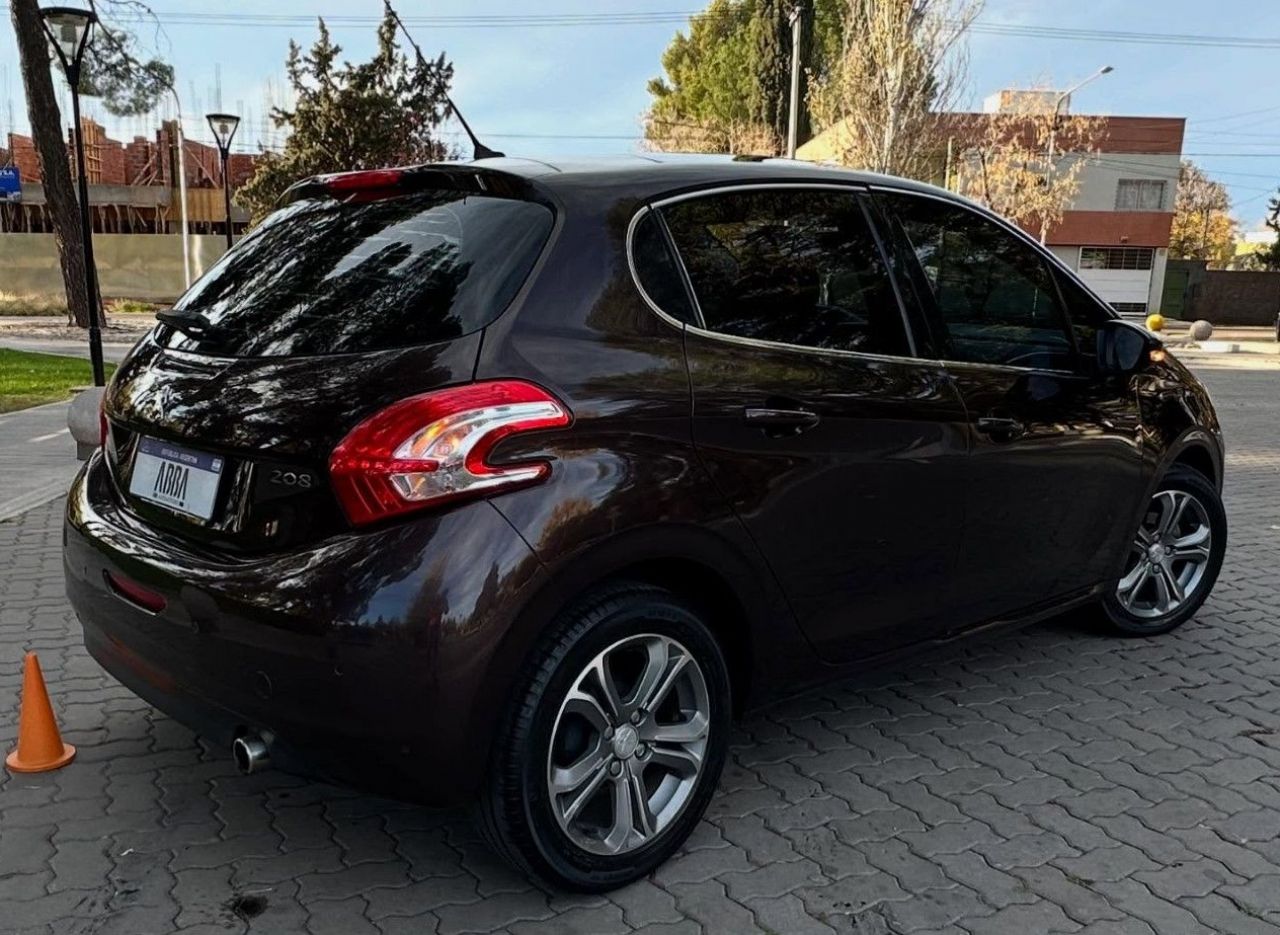 Peugeot 208 Usado Financiado en Mendoza, deRuedas