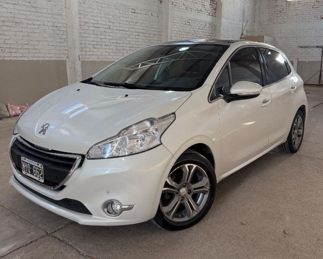 Peugeot 208 Usado Financiado en Mendoza, deRuedas