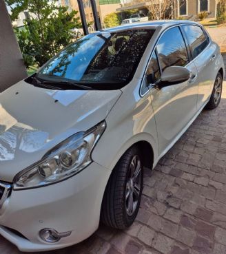 Peugeot 208 Usado en Mendoza