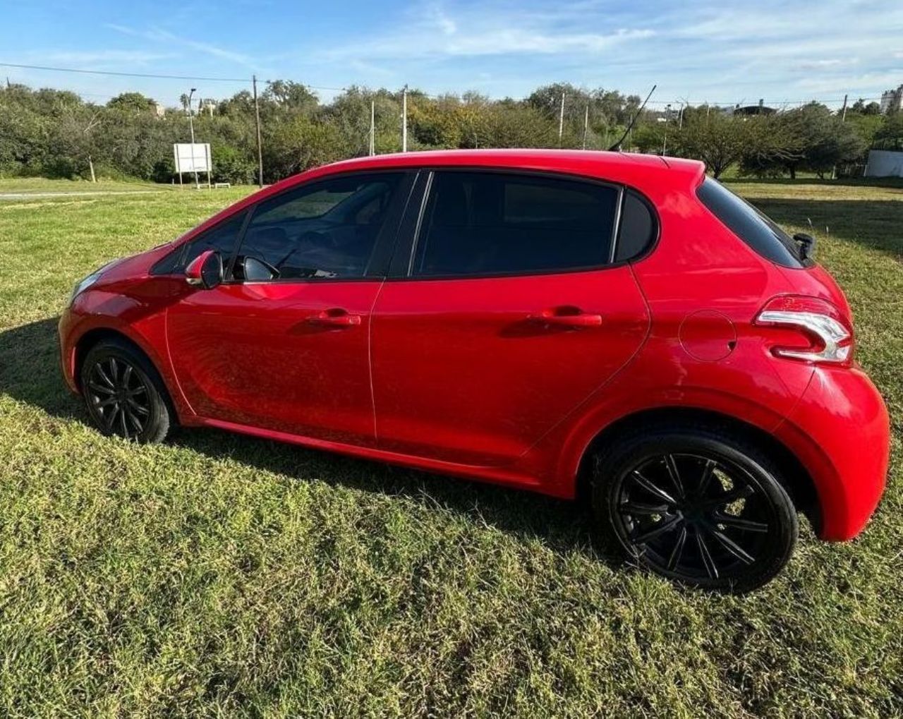 Peugeot 208 Usado Financiado en Córdoba, deRuedas