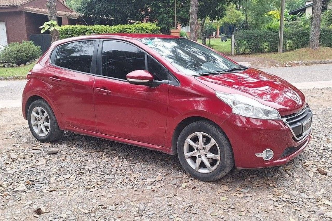 Peugeot 208 Usado en Tucumán, deRuedas