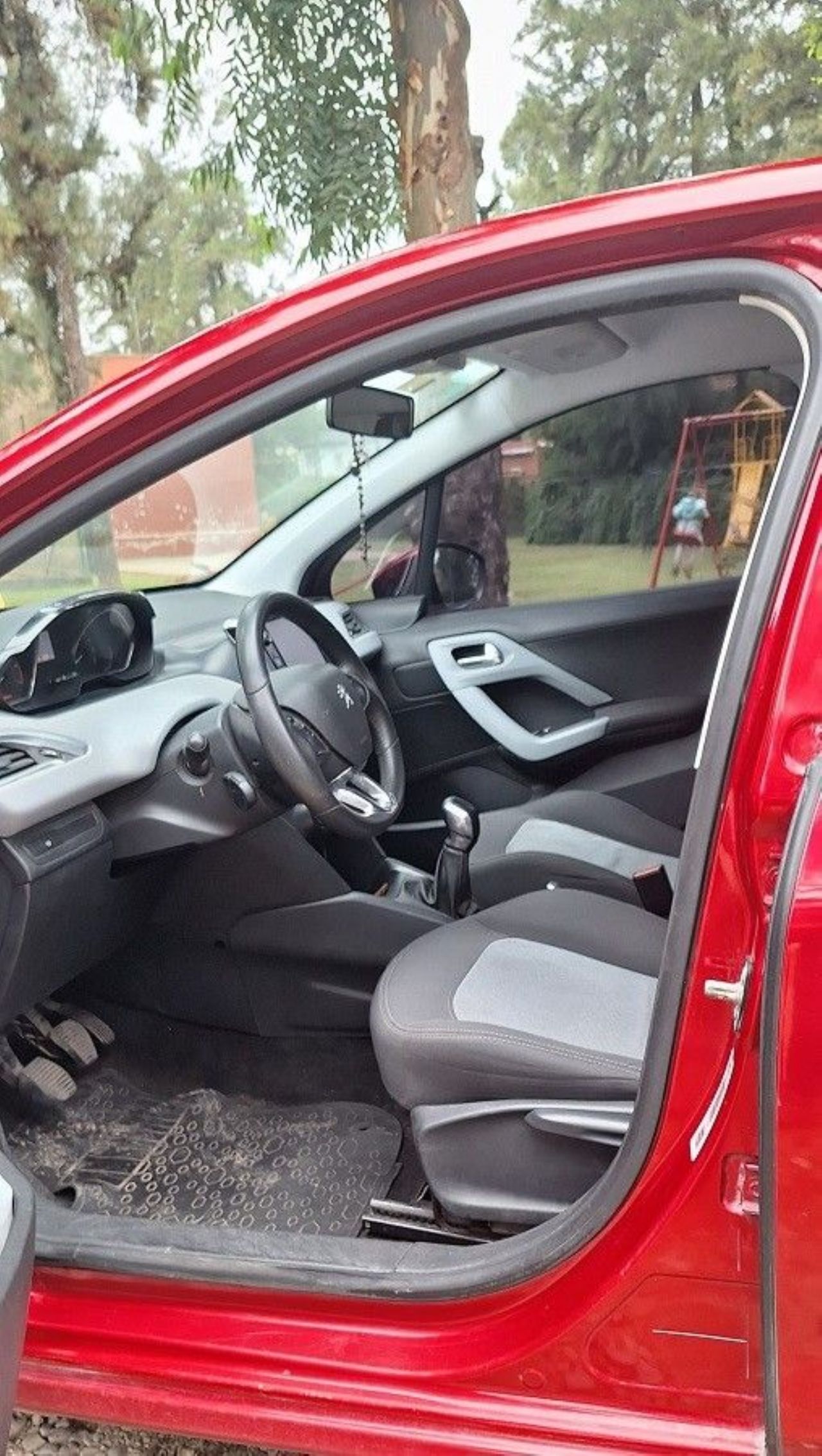 Peugeot 208 Usado en Tucumán, deRuedas