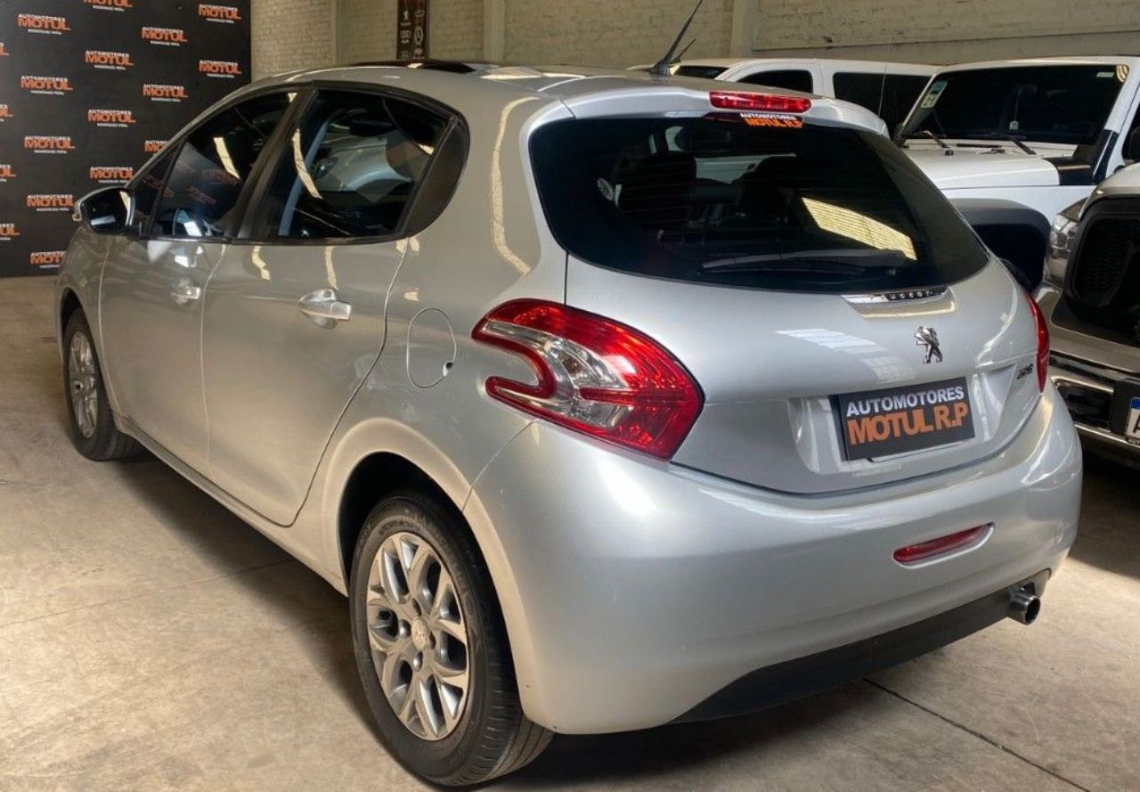 Peugeot 208 Usado en Mendoza, deRuedas