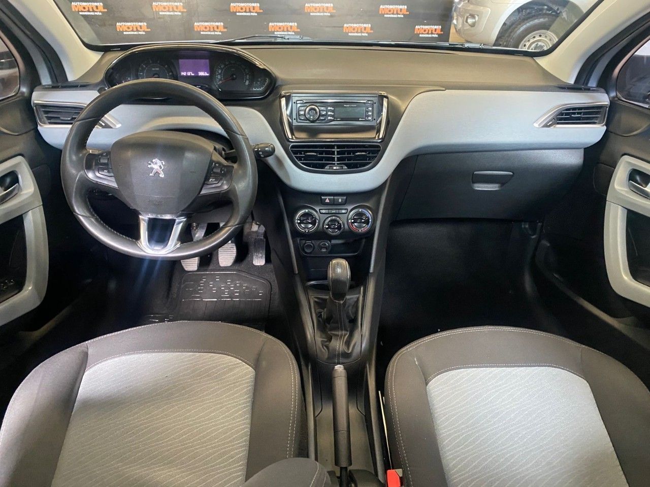 Peugeot 208 Usado en Mendoza, deRuedas