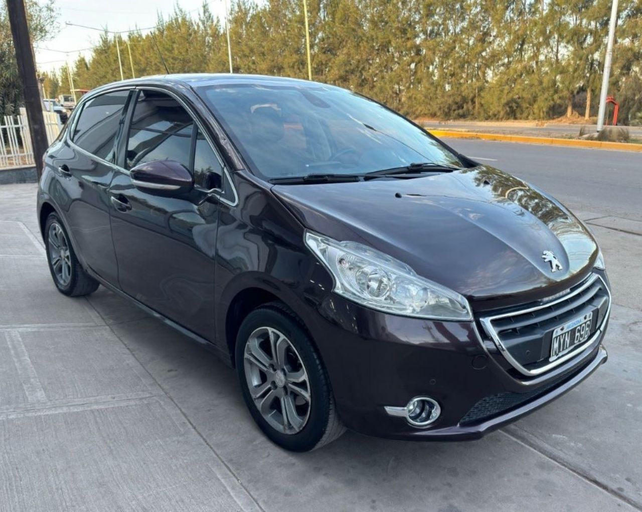 Peugeot 208 Usado en Mendoza, deRuedas
