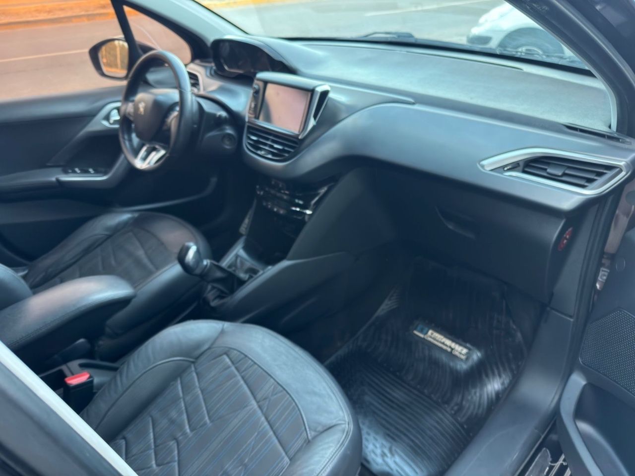 Peugeot 208 Usado en Mendoza, deRuedas