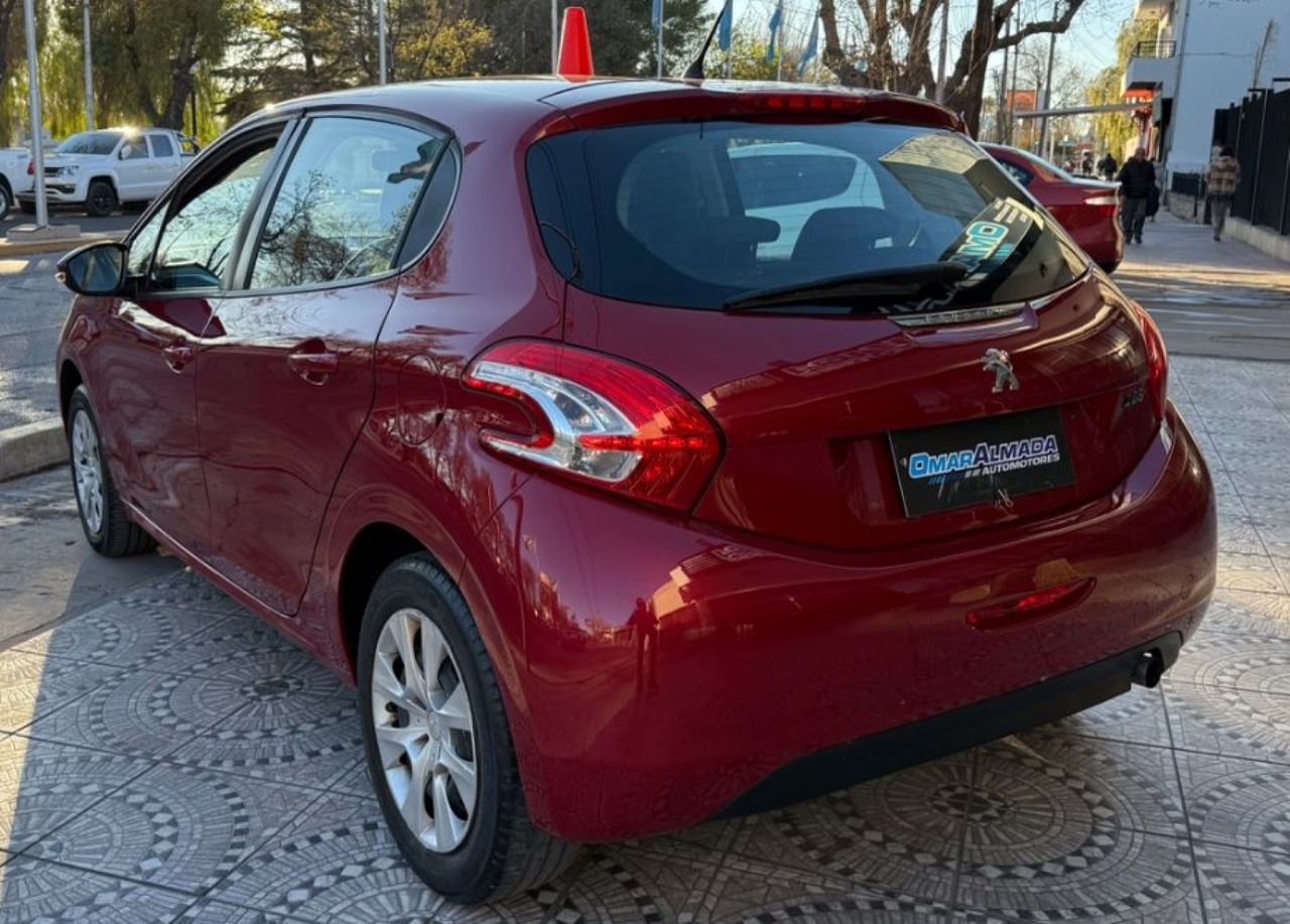 Peugeot 208 Usado Financiado en Mendoza, deRuedas